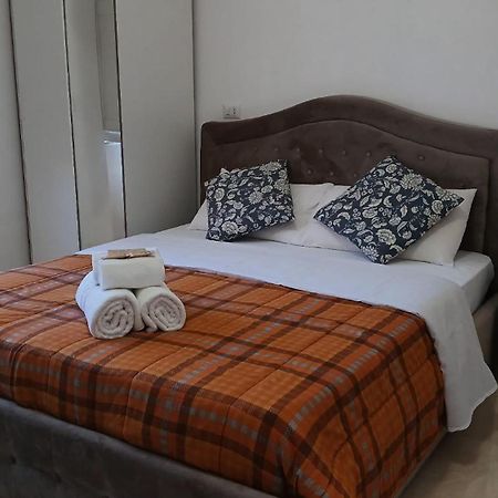 Hotel Raynova Roma Exterior foto